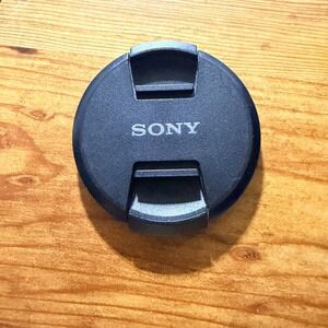 Sony 82mm Front Lens Cap ALC-F82S Center Squeeze Snap-On Black Genuine Accessory